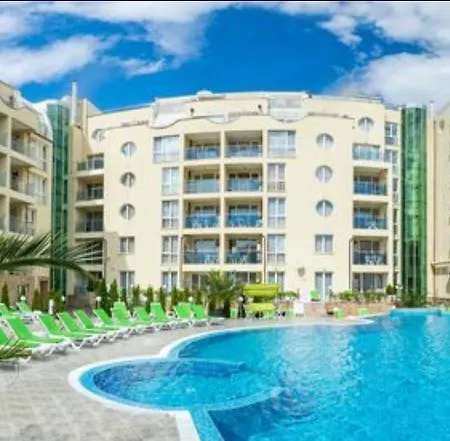 Sunny Cove Сонячний Берег