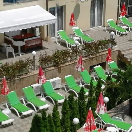 Sunny Cove Апартаменти
